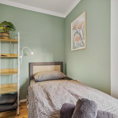 Апартаменти Amalfi A02 - 2 Zi Fuer 4P - Balkon, Smart Tv, Boxspringbett Кайзерслаутерн Екстер'єр фото