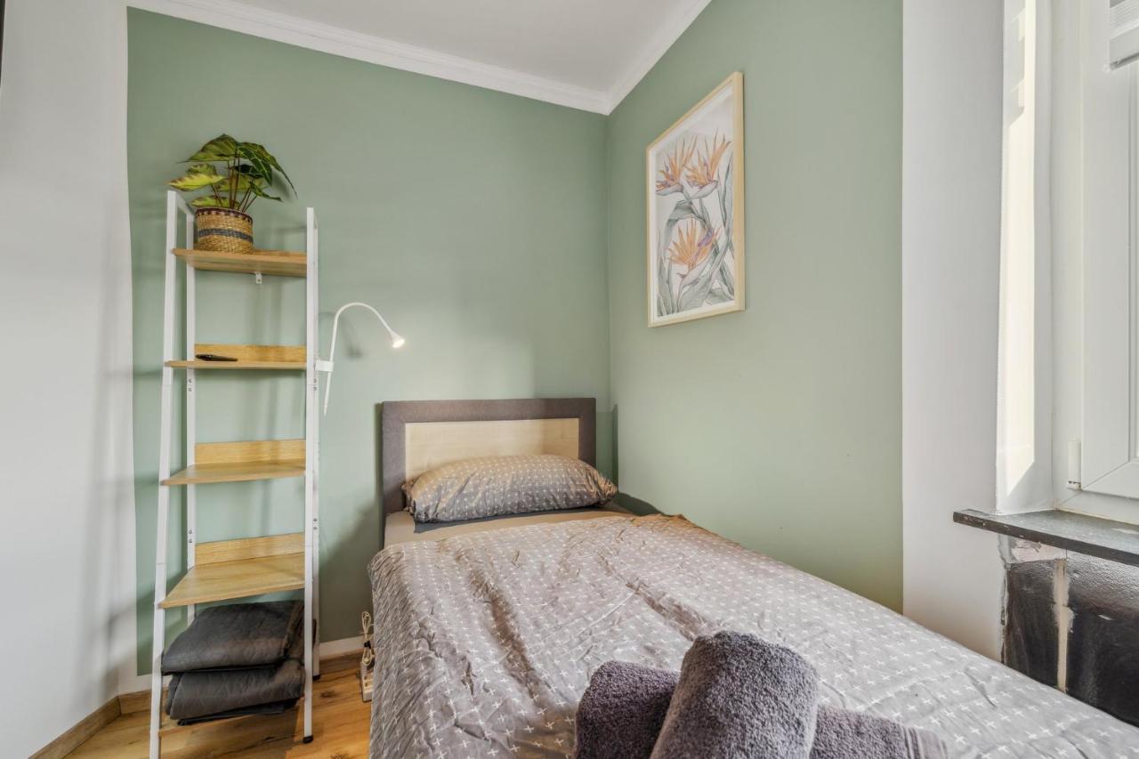 Апартаменти Amalfi A02 - 2 Zi Fuer 4P - Balkon, Smart Tv, Boxspringbett Кайзерслаутерн Екстер'єр фото